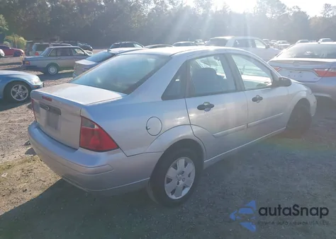 2007 Ford Focus S/Se/Ses из США, поврежденный, VIN 1FAFP34N27W151755